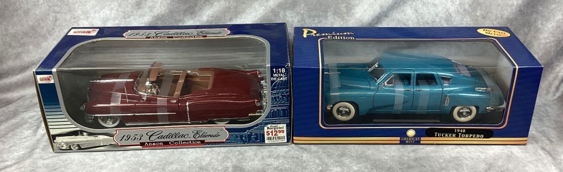 Lot of 2 1:18 Scale Diecast Model Cars (1 of 3)