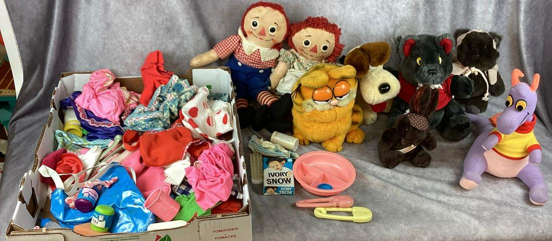 Group of 1980s Stuufed Animals Including Garfield and Odie: Also an Ewok plus Raggedy Ann and Andy. Plus doll clothes and accessories. General wear.