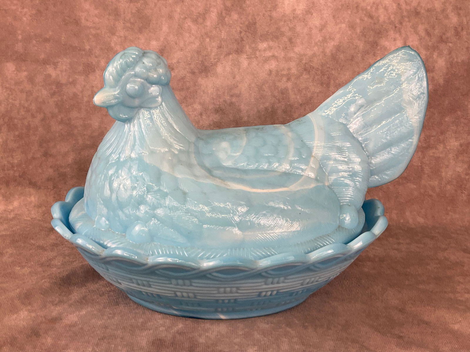 Fenton Marbled Blue & White Hen on Nest: Slag glass. Marked Fenton on base. Good condition. 9 inches wide x 6 inches tall.