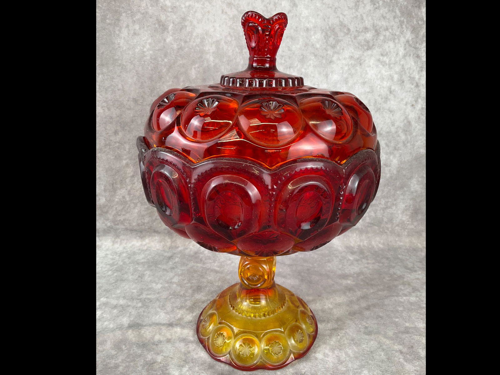 Amberina Moon and Stars Candy Dish Compote (1 of 6)