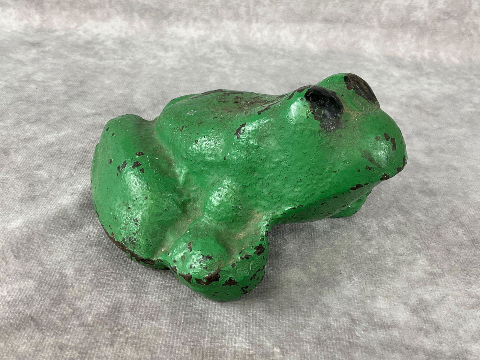 Cast Iron Frog Doorstop (1 of 4)