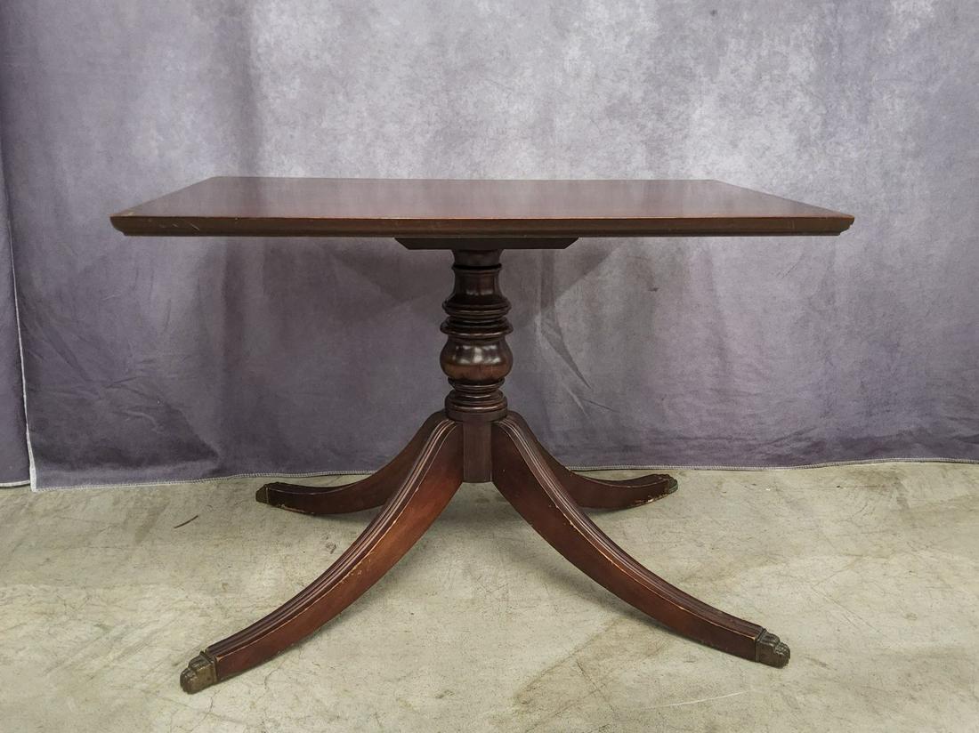 Duncan Phyfe Style Coffee Table Auction