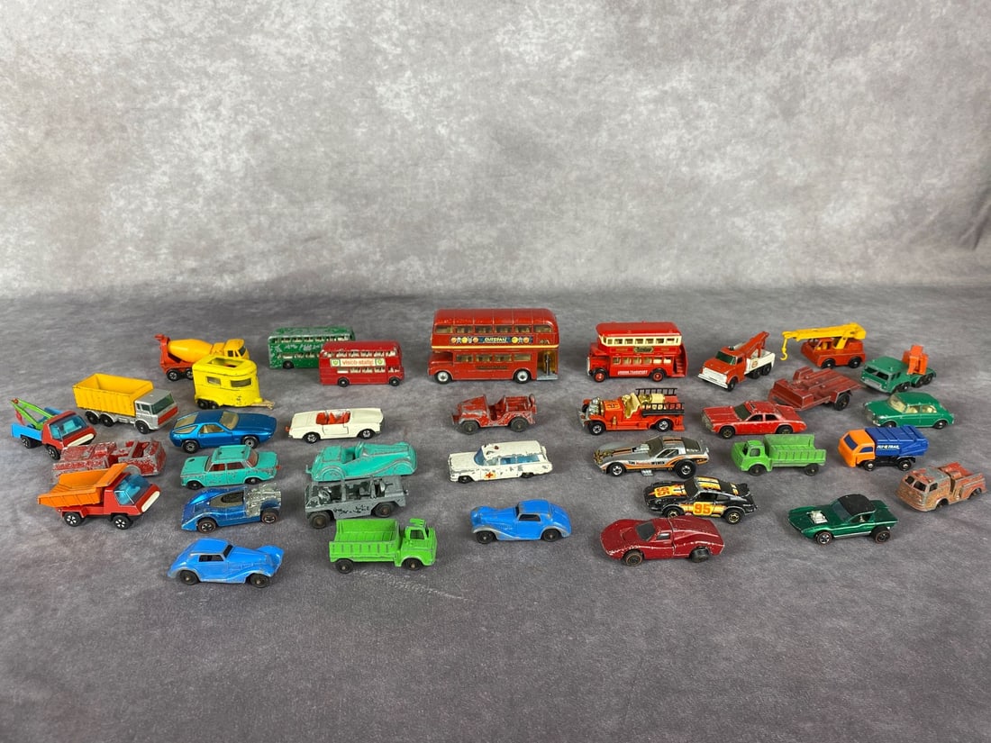 Vintage Toy Matchbox Cars (1 of 13)