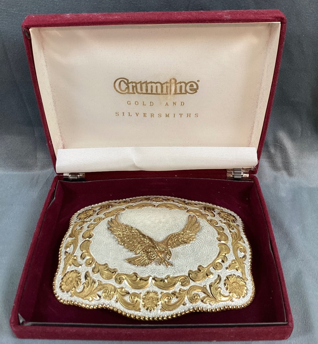 Crumrine Jewelers Reno Nevada Extra Large Silverplate Belt Buckle: Has eagle surrounded by flowers. In original box. Box shows wear. Buckle 6"w x4 1/2" tall.