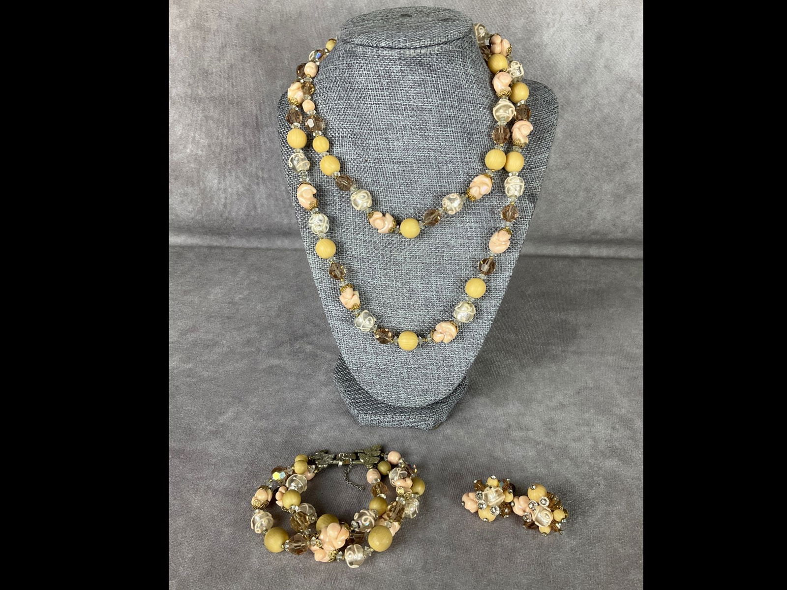 Vendome Jewelry Parure (1 of 10)