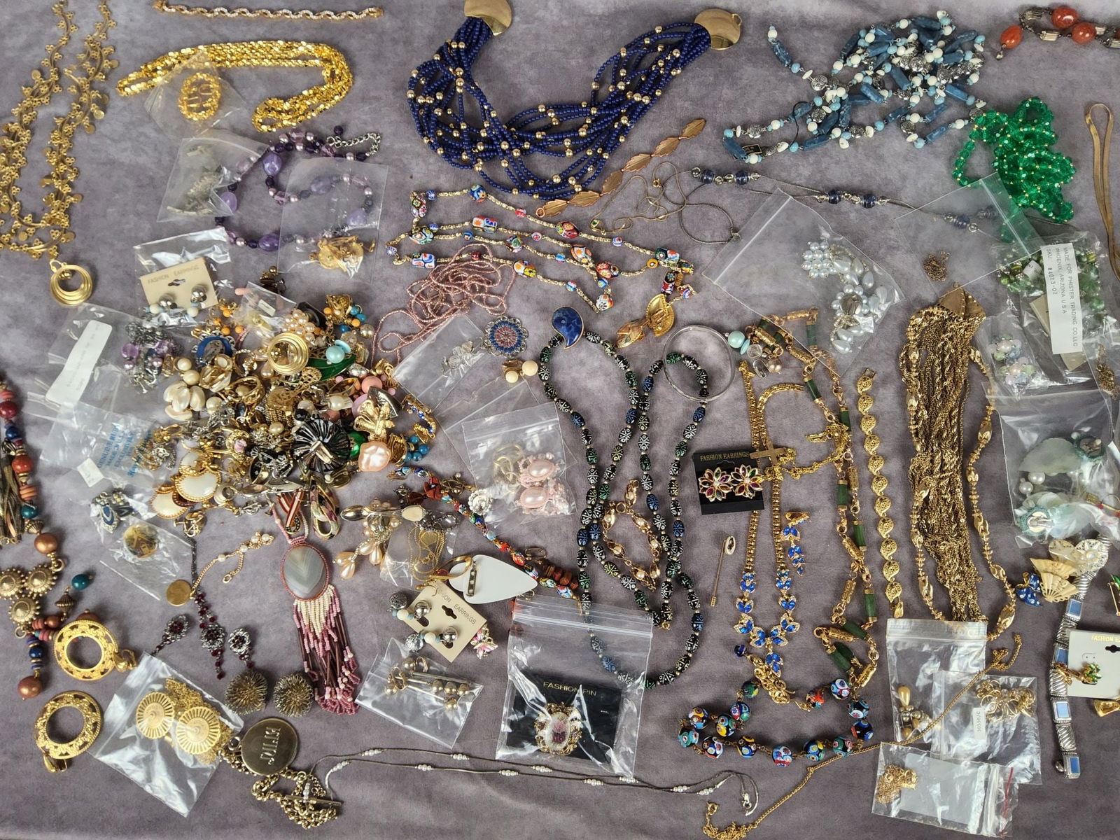 Costume and Fashion Jewelry (1 of 10)