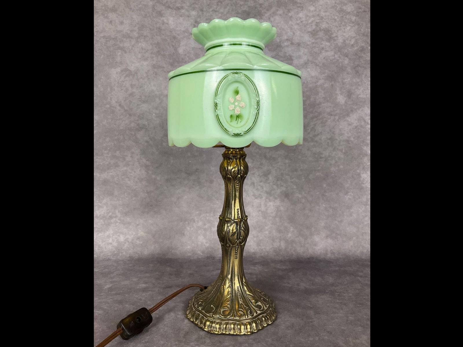 Westmoreland Glass Fairy Lamp (1 of 10)