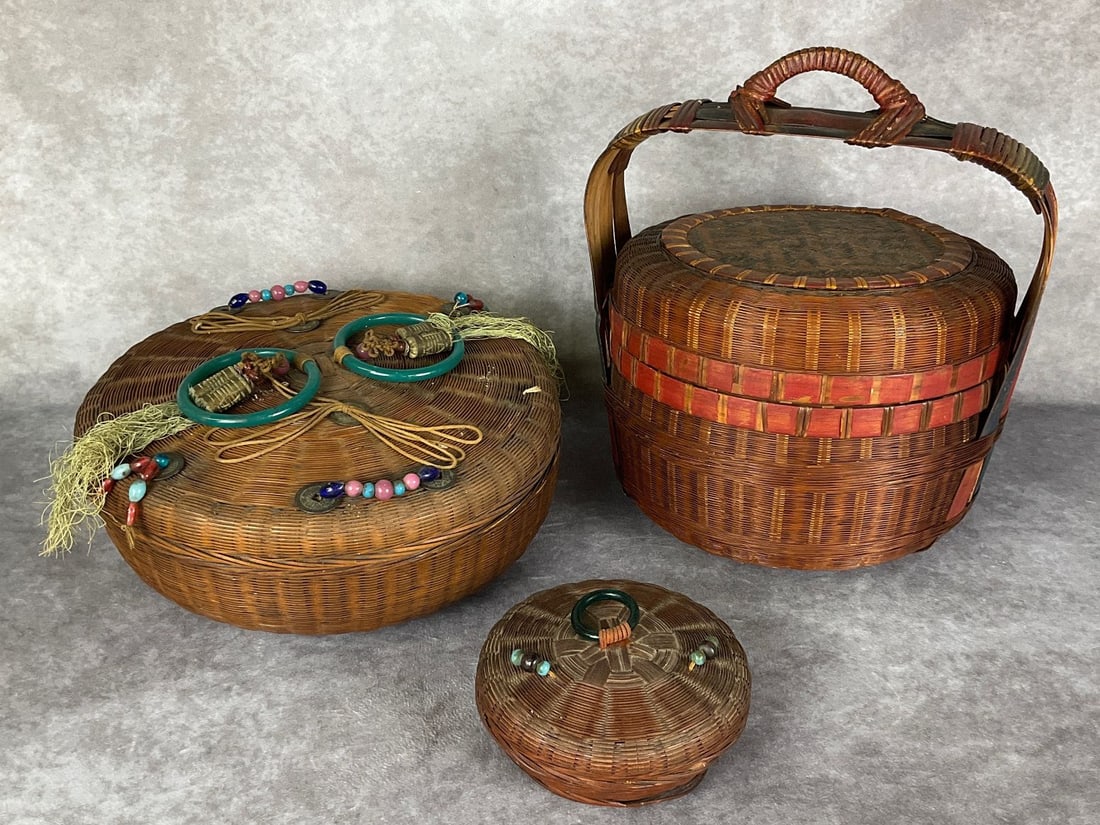 Chinese Sewing Baskets (1 of 19)