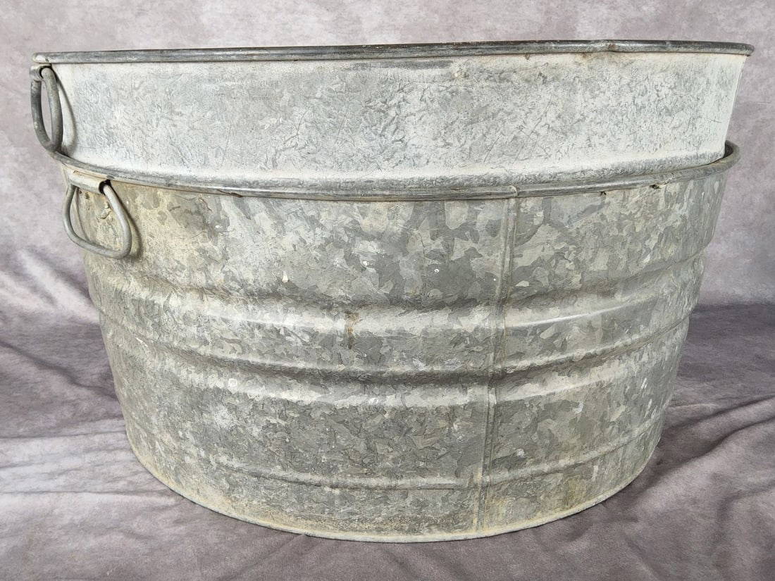 Large Galvanized Wash Tubs Auction