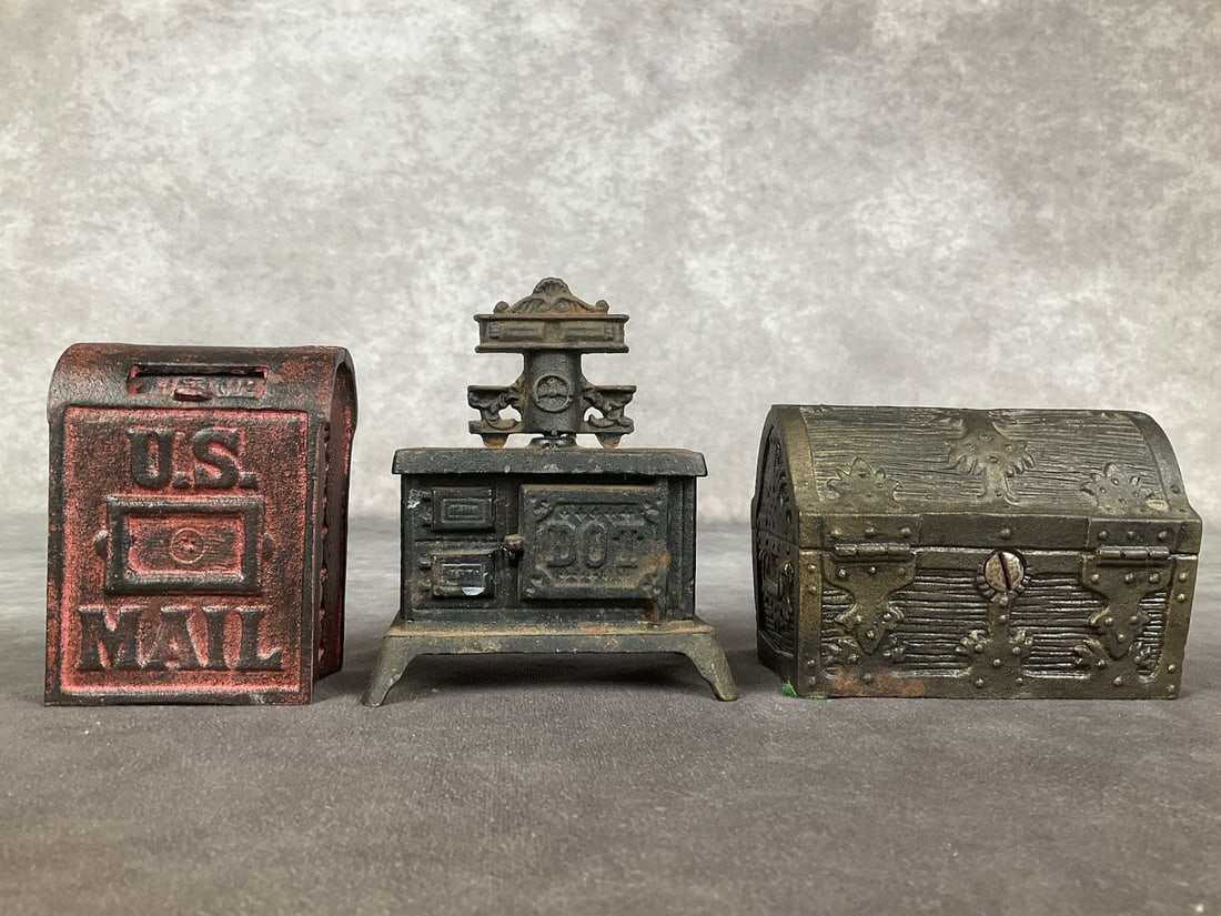 Three Vintage Cast Iron Banks (1 of 14)