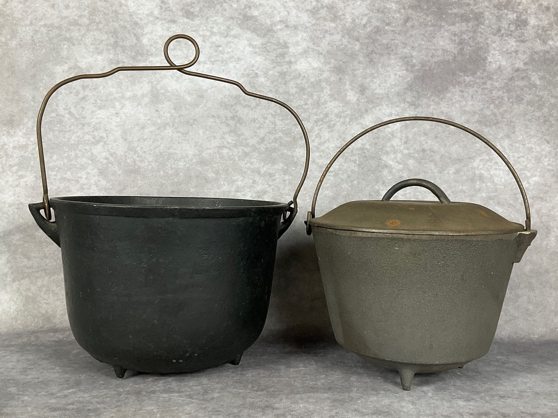Cast Iron Camp Kettle & Bean Pot (1 of 16)