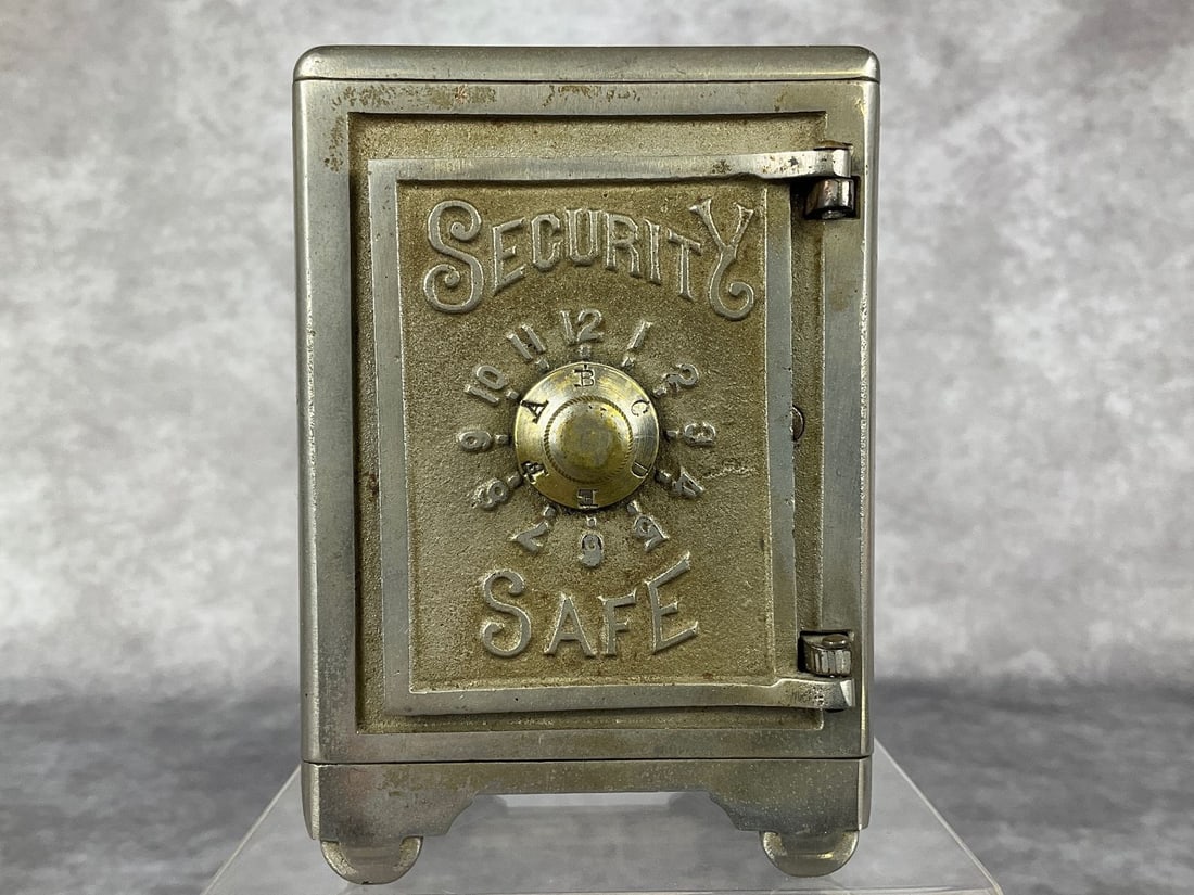 Cast Iron Security Safe Bank (1 of 6)