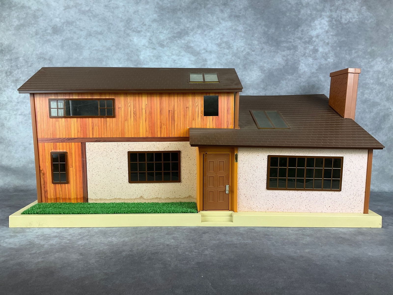 Tomy smaller online homes dollhouse
