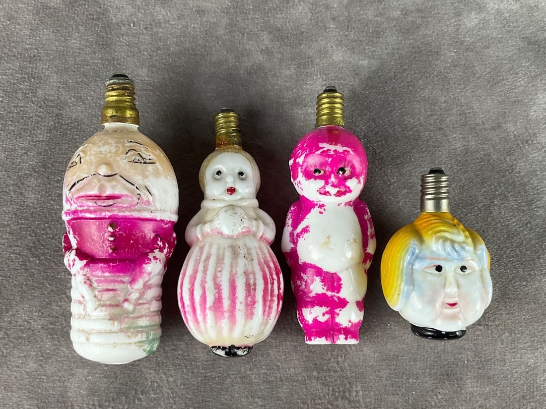 Figural Milk Glass C6 Christmas Light Bulbs (1 of 4)