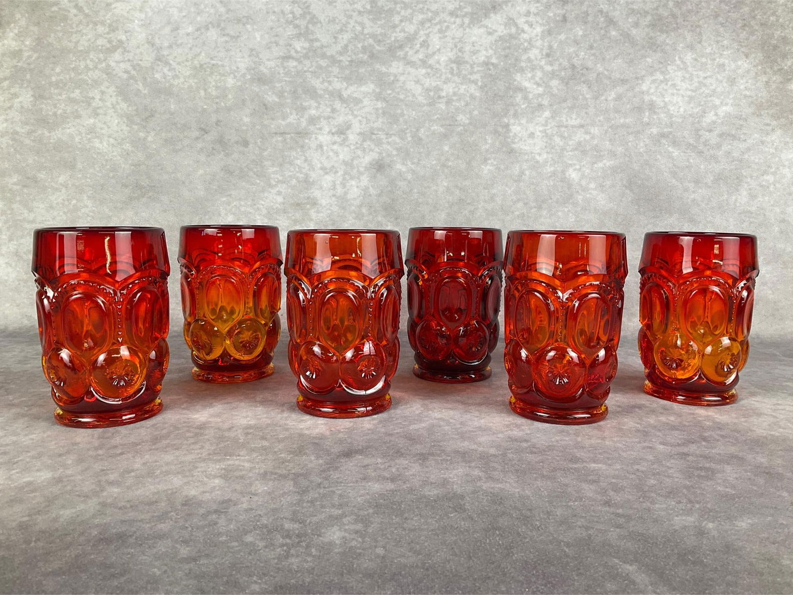 Amberina Glass Tumbler Set (1 of 7)