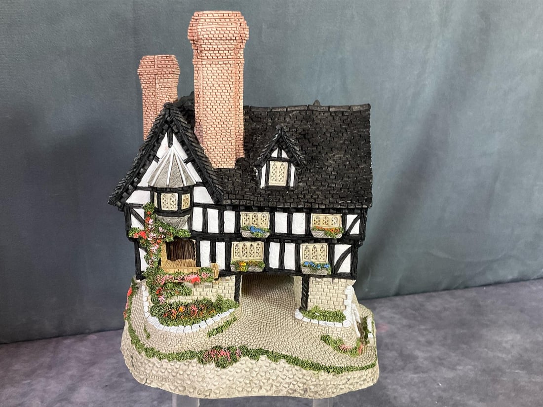 David Winter Masterpiece Collection (1 of 5)