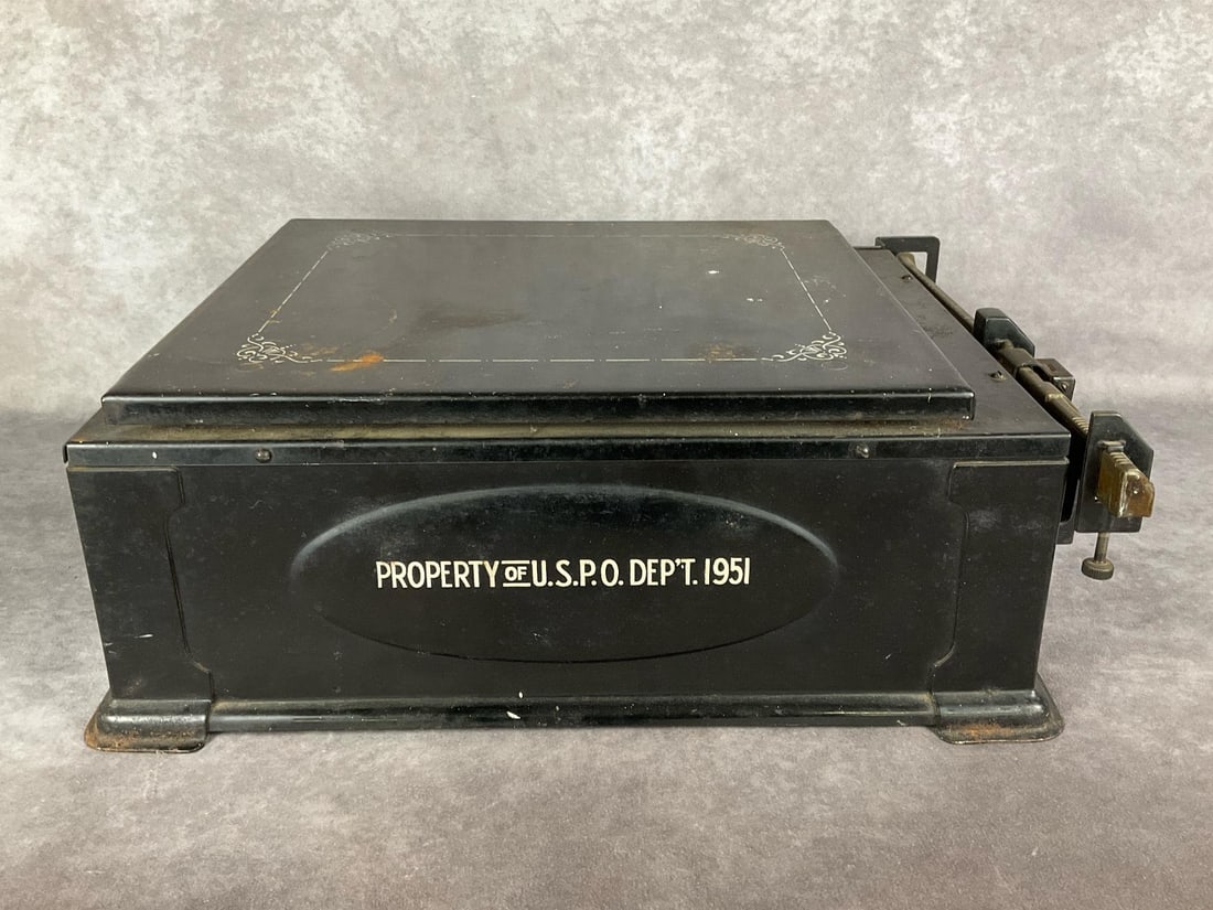 1951 Post Office Scales (1 of 9)