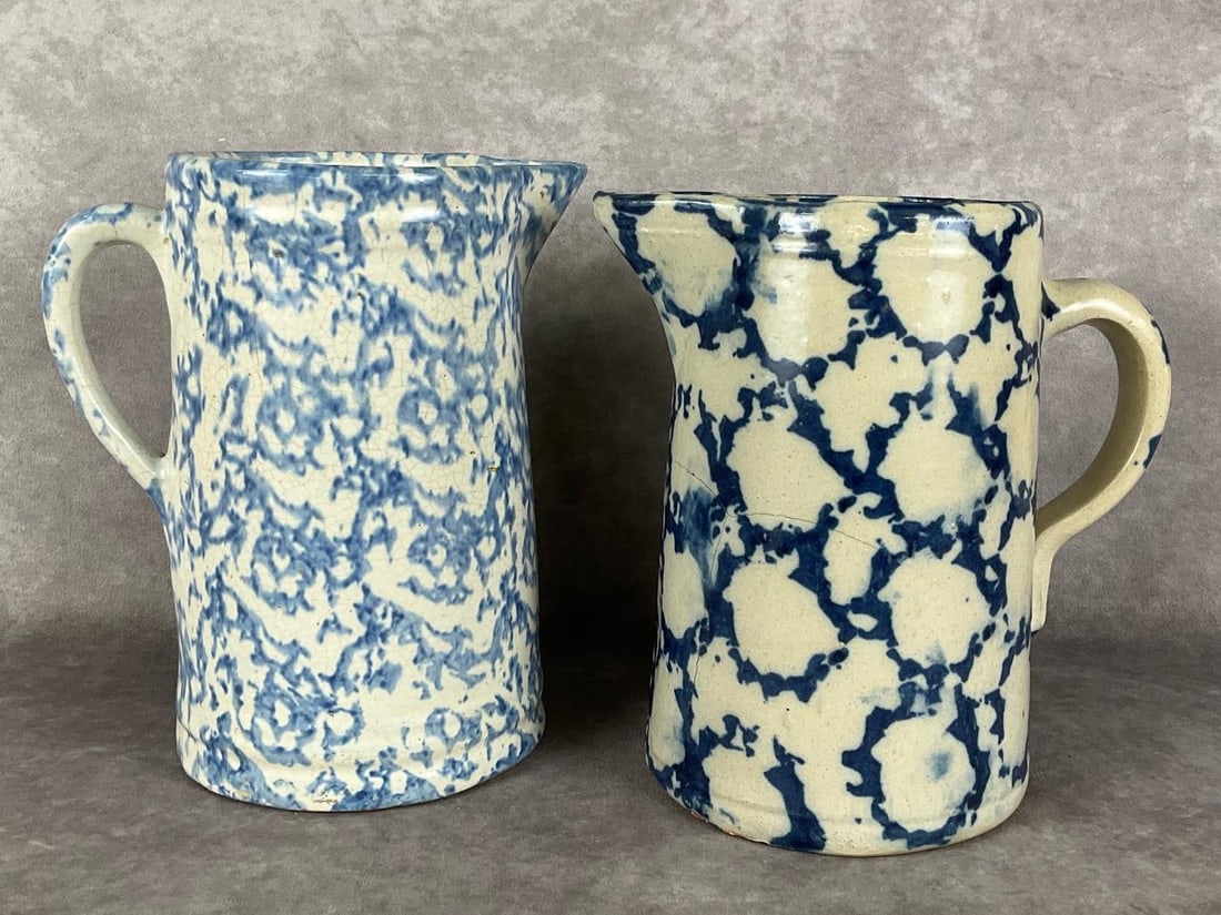 Blue & White Spongeware Pitchers (1 of 15)