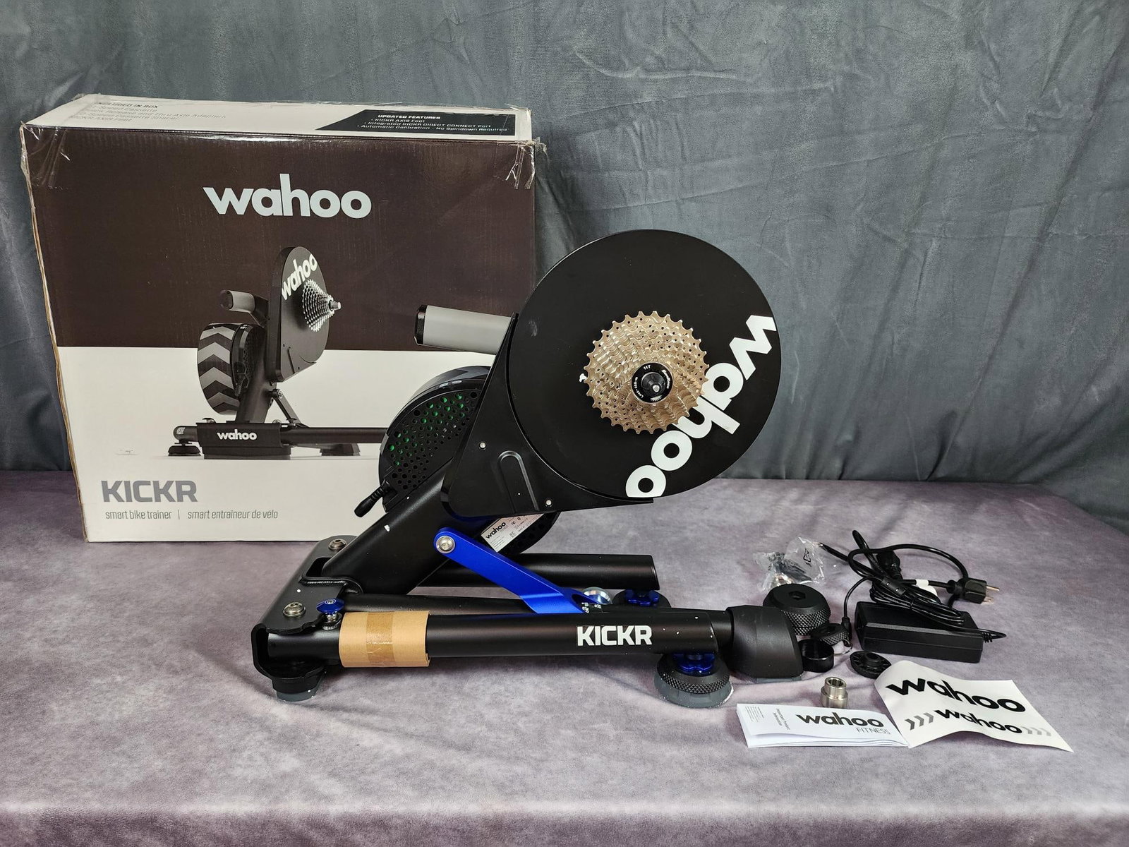 Wahoo Kickr Smart Bike Trainer (1 of 5)