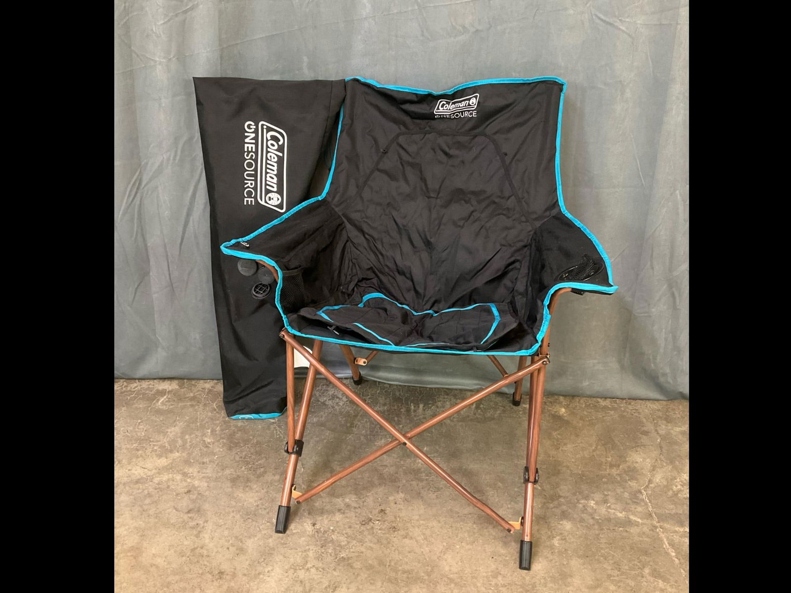 Coleman Heated Chair (1 of 14)