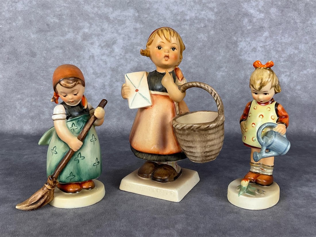 Three TMK 2 Girl Hummels (1 of 8)