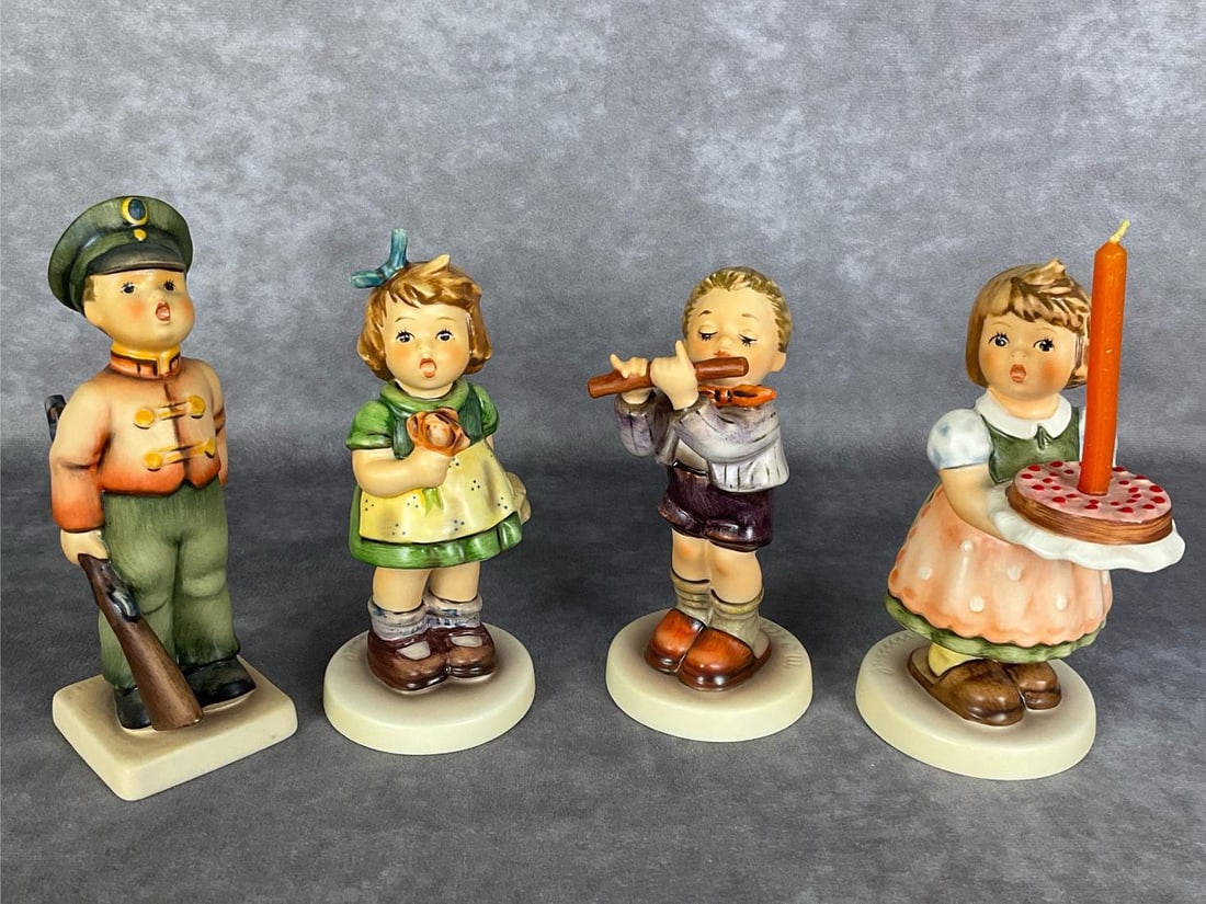 Four Boxed Hummels (1 of 8)