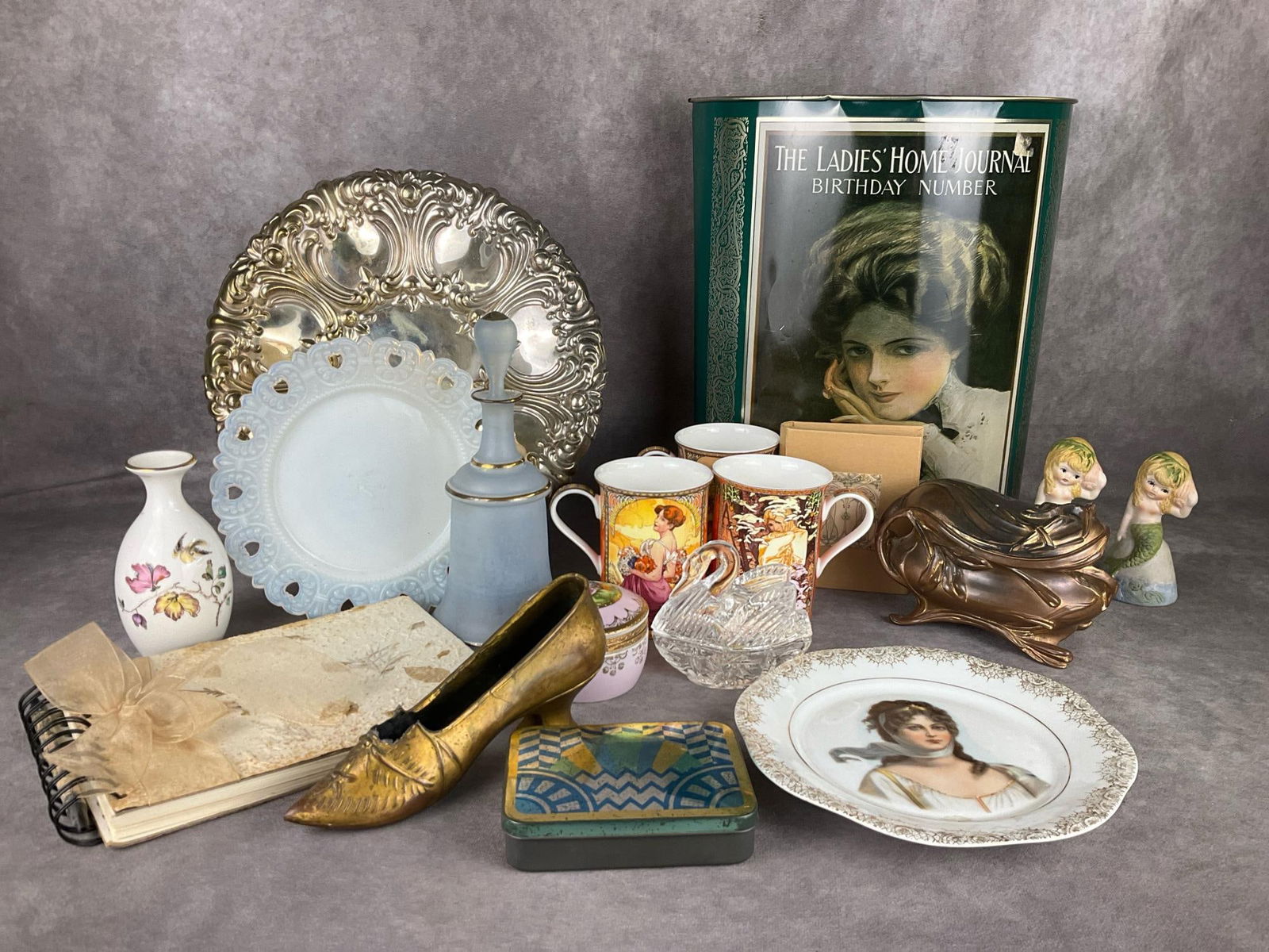 Ladies Decorative Items (1 of 17)