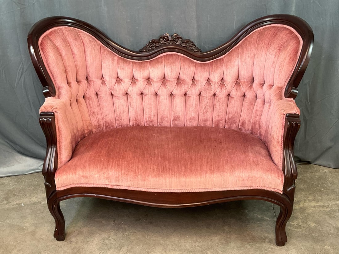 Victorian Style Loveseat (1 of 8)