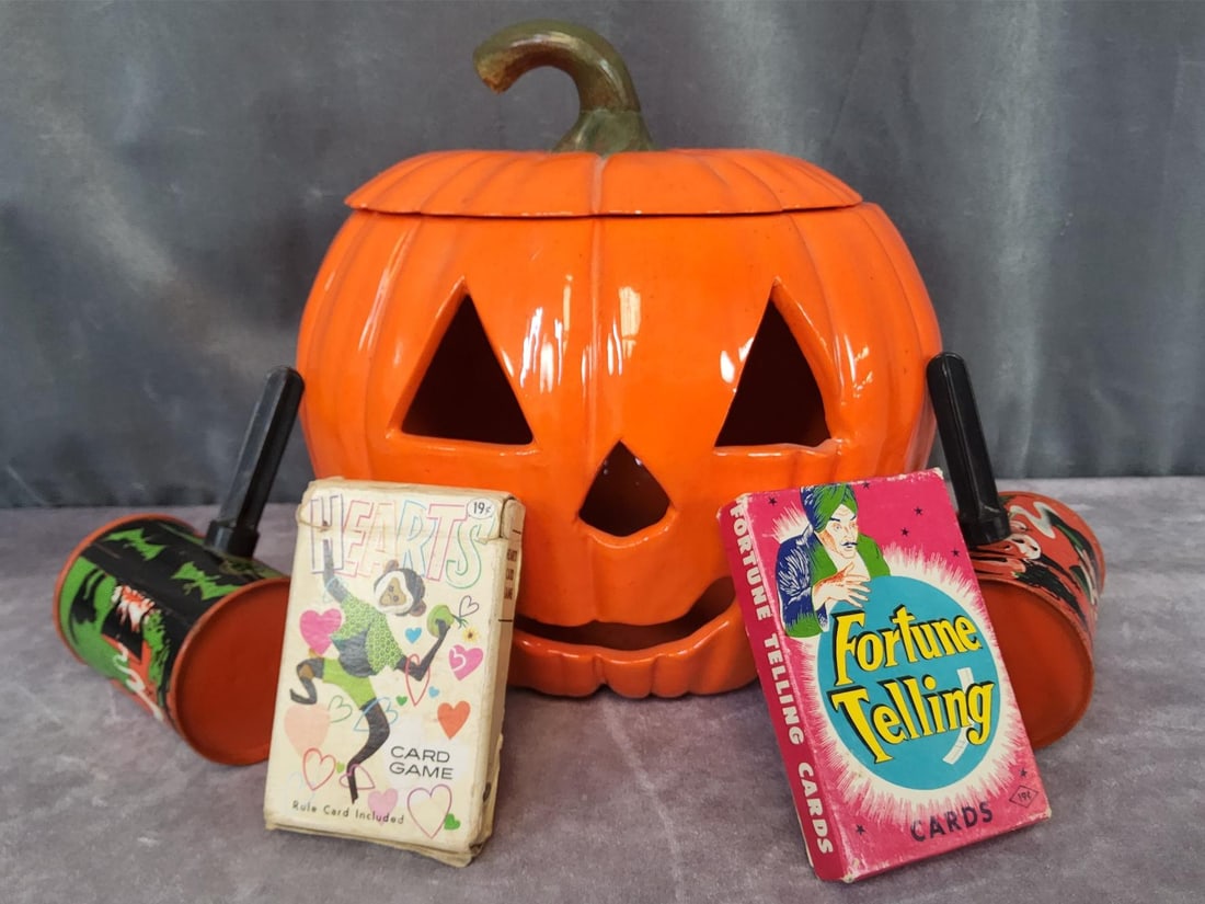 Halloween and Fortune Telling (1 of 9)