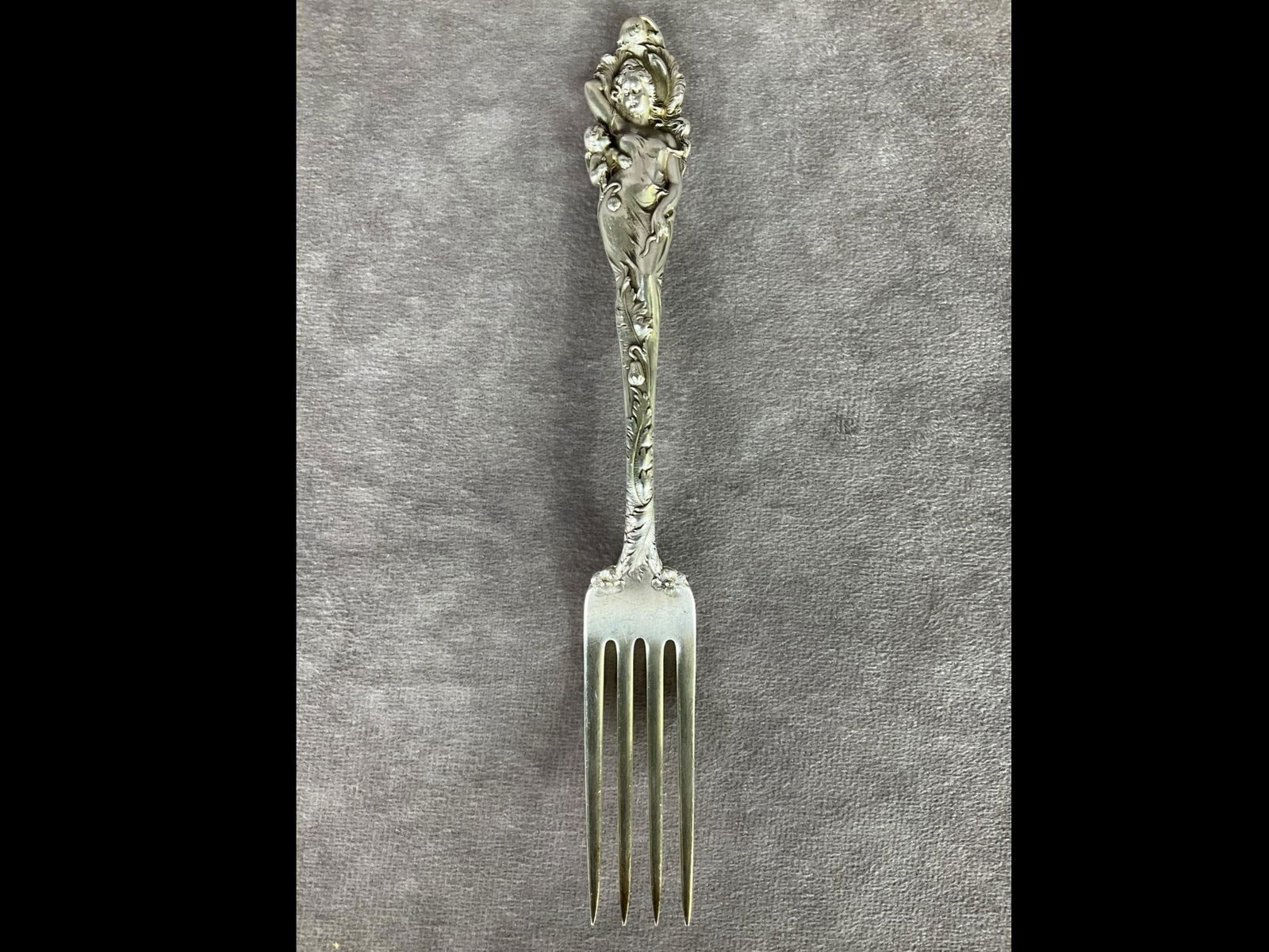 Reed & Barton Love Disarmed Sterling Dinner Fork (1 of 7)