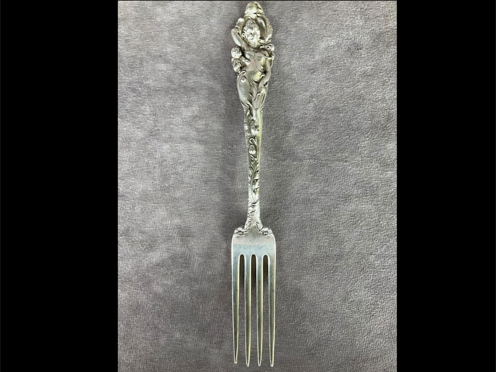 Reed & Barton Love Disarmed Sterling Dinner Fork (1 of 6)