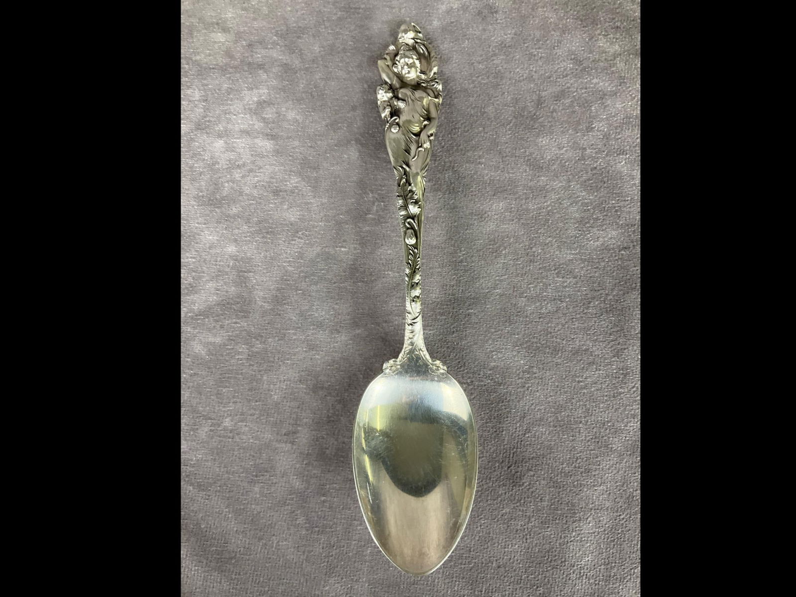Reed & Barton Love Disarmed Sterling Soup Spoon (1 of 6)