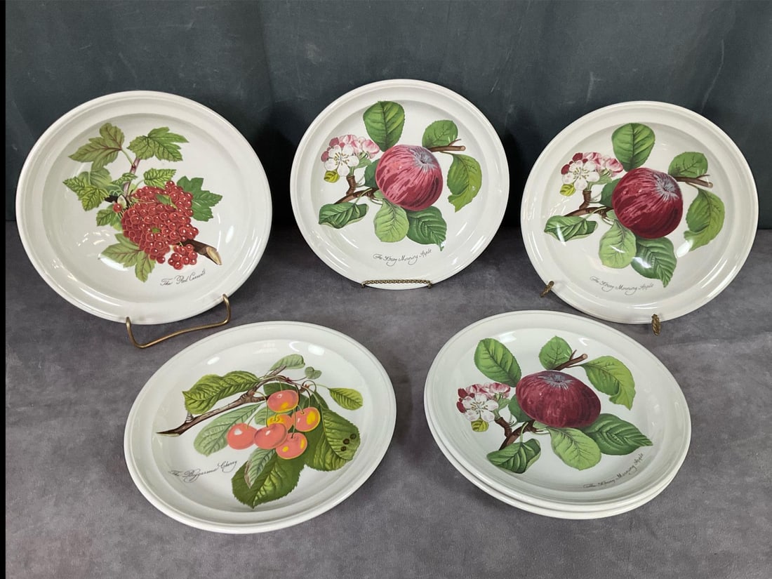 Pomona Portmeirion Plates and Bowls: Includes three 8.5 inch plates with The Hoary Morning Apple design and one 8.5 inch bowl with same design. Also one Red Current bowl and one plate with Biggarreux Cherry design. All are in very good c