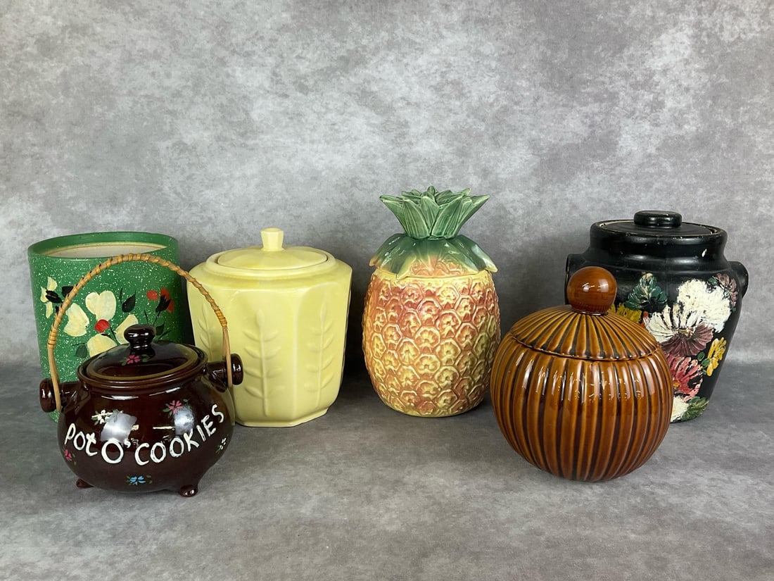 Cookie Jars (1 of 7)