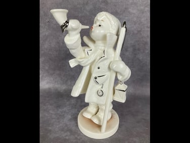 Hear Ye, Hear Ye - Expressions of Youth