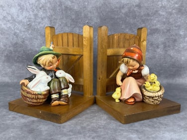 Playmates & Chick Girl Bookends