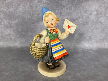 Swedish Girl Mel/International Hummel