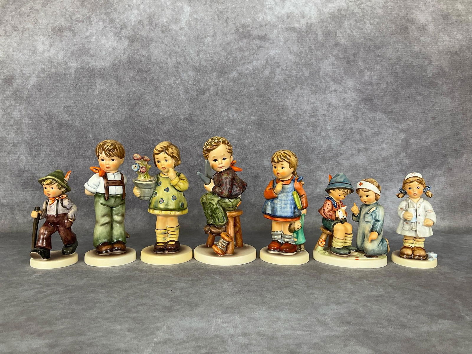 Seven TMK 7 & 8 Hummels (1 of 10)