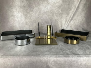 Smokador Desk Accessories