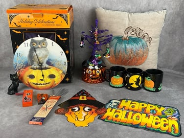 Happy Halloween Decor