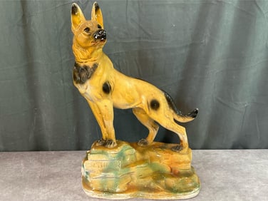 Rin Tin Tin Statue