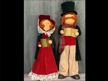 Vintage Christmas Carolers