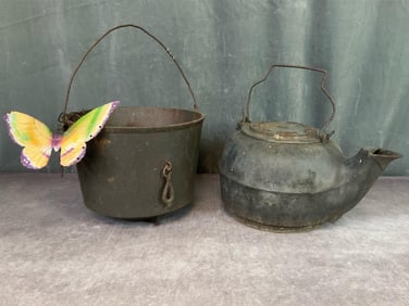 Cast Iron Kettle & Bean Pot