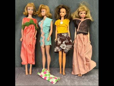 1960's Midge and Barbies