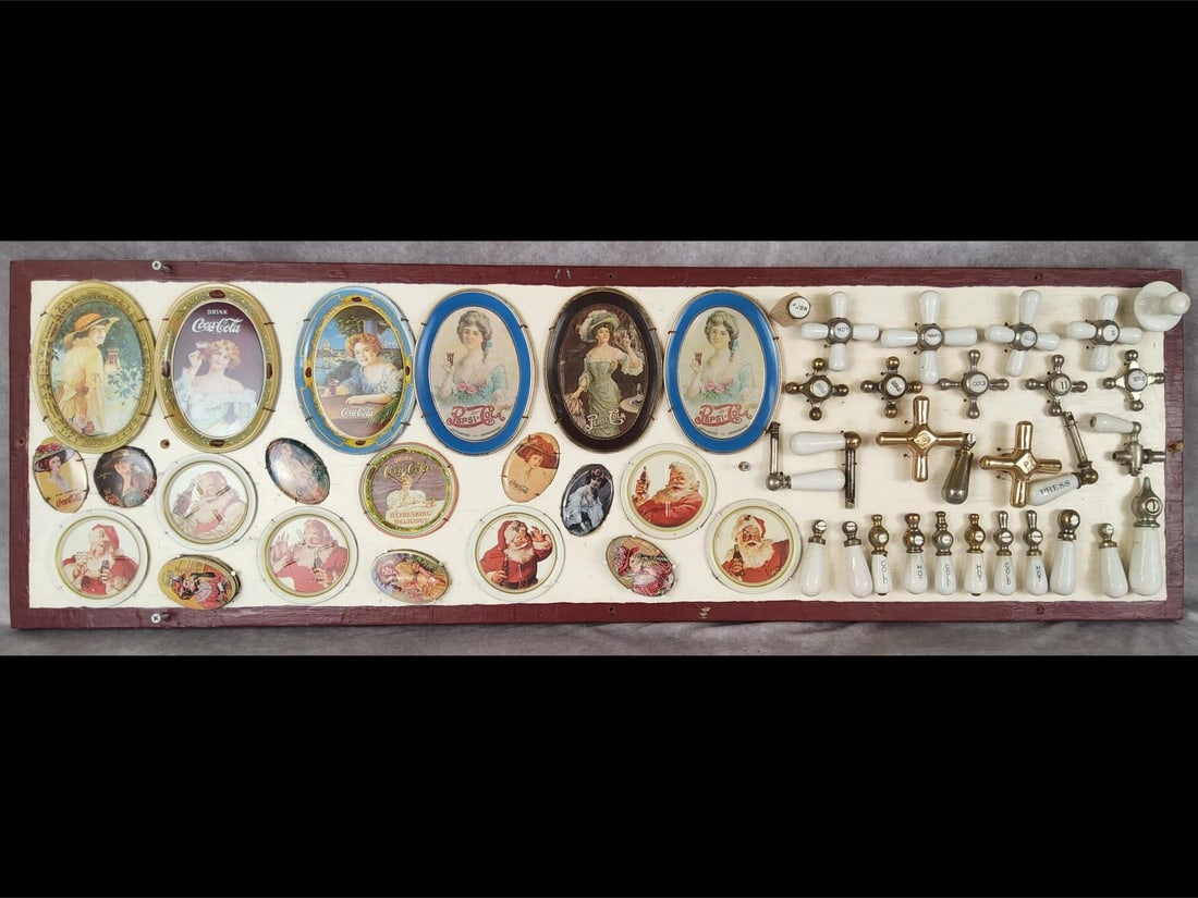 Coca-Cola and Porcelain Knob Collection: Trinket and pill boxes, coasters and tip trays from both Pepsi - Cola and Coca-Cola. All are in fair to good condition but with scratches and paint loss. Total of 21 advertising pieces. Bathroom acces