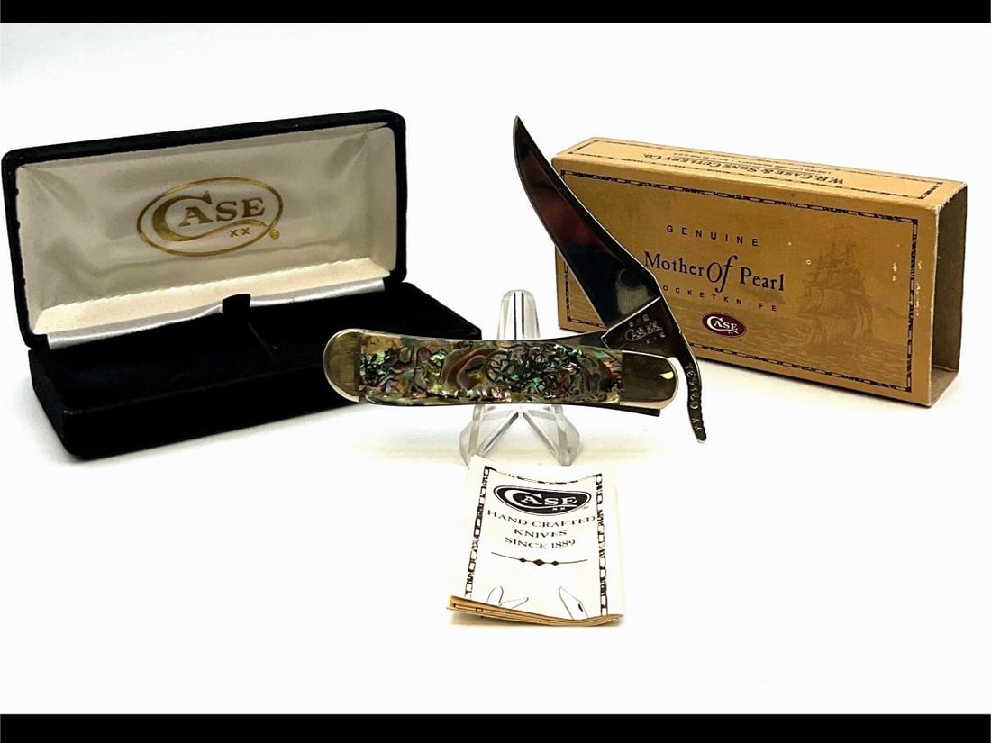 CASE XX Abalone Russlock Knife (1 of 5)