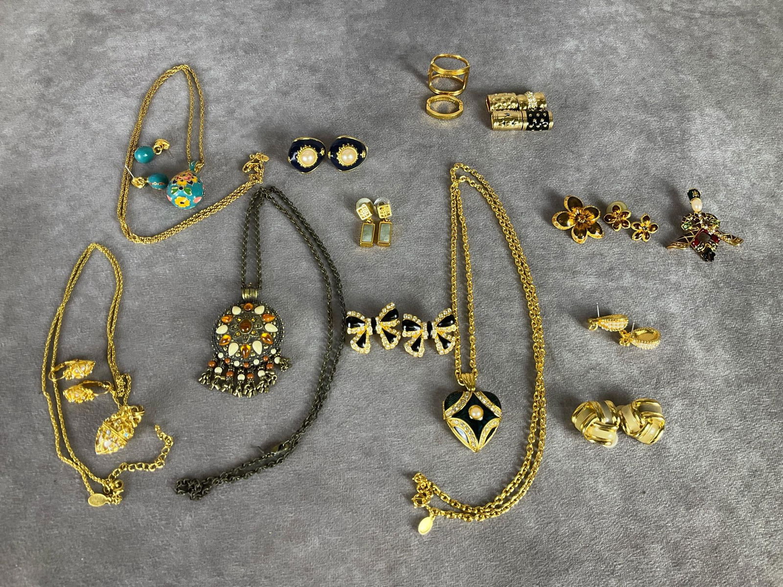 Joan Rivers Jewelry (1 of 11)