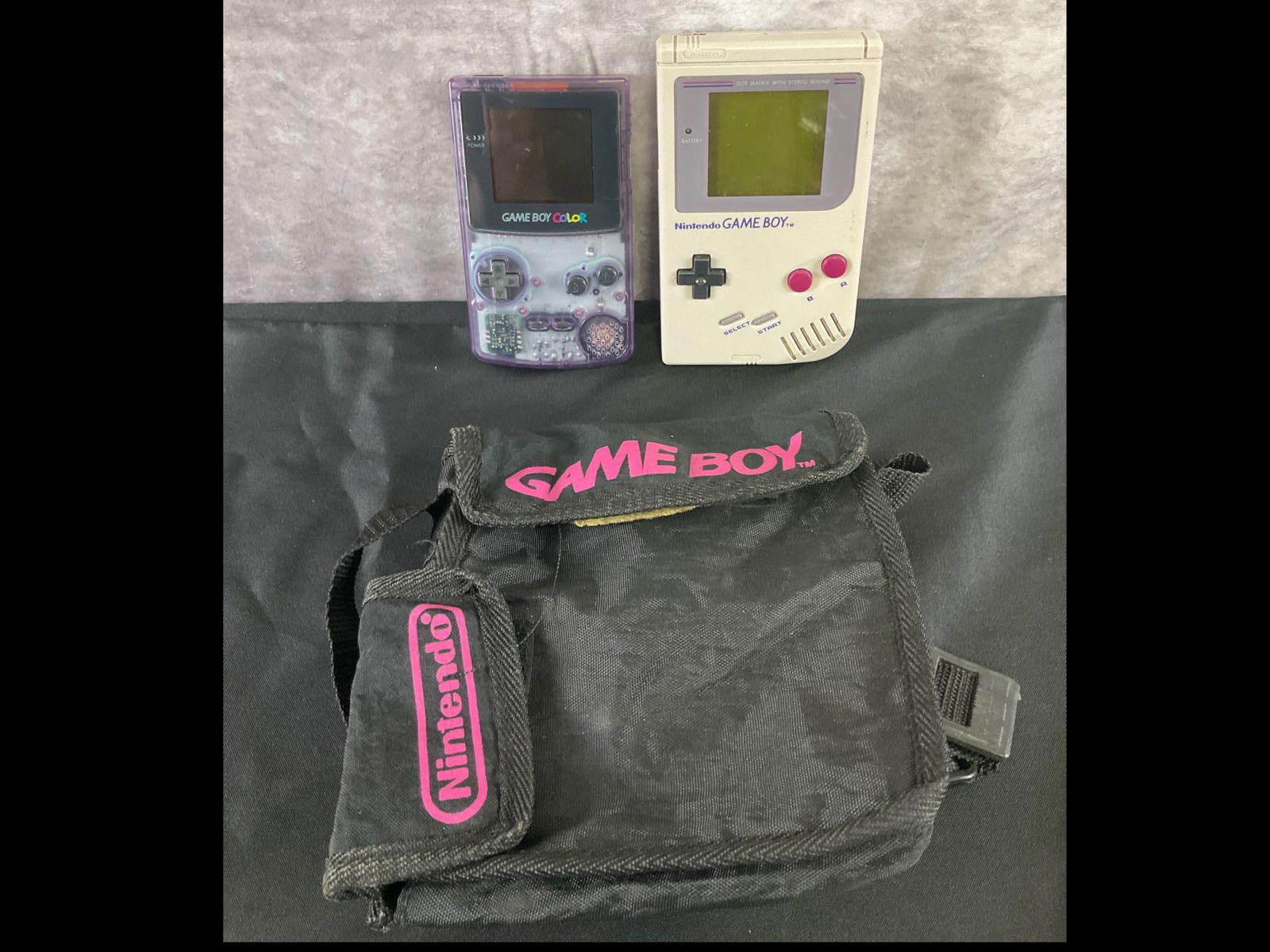 Nintendo Game Boy Color and Original Handheld Systems Lot with Games (1 of 10)