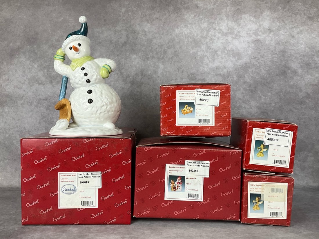 Five Goebel Holiday Figures Boxed (1 of 9)