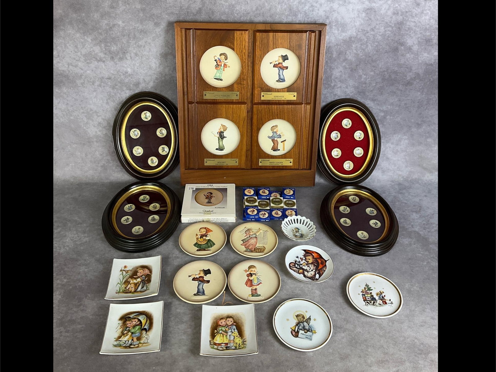 M.I. Hummel Mini & Framed Plates (1 of 20)